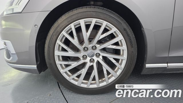 Audi A8 55 TFSI Quattro LWB