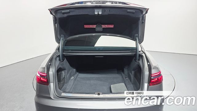 Audi A8 55 TFSI Quattro LWB