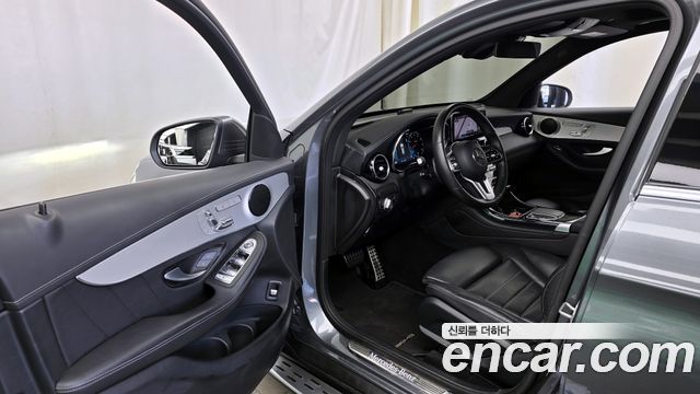 Mercedes-Benz GLC-Class GLC300 4MATIC Premium