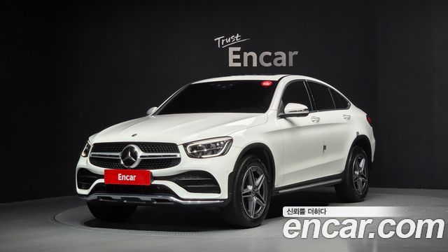 Mercedes-Benz GLC-Class GLC300e 4MATIC Coupe Premium package