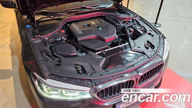 BMW 5-Series 530i M Sport Package