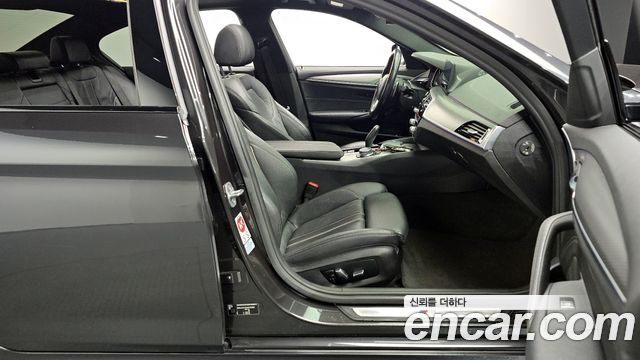 BMW 5-Series 530i M Sport Package