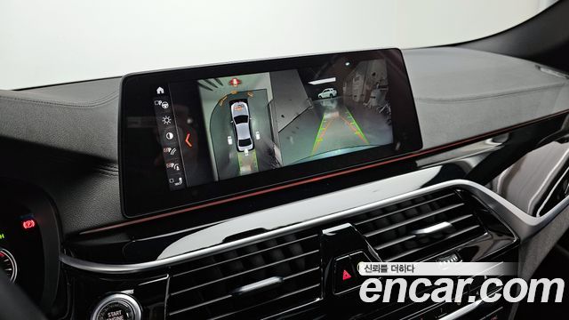 BMW 5-Series 520d xDrive M Sport Package Plus