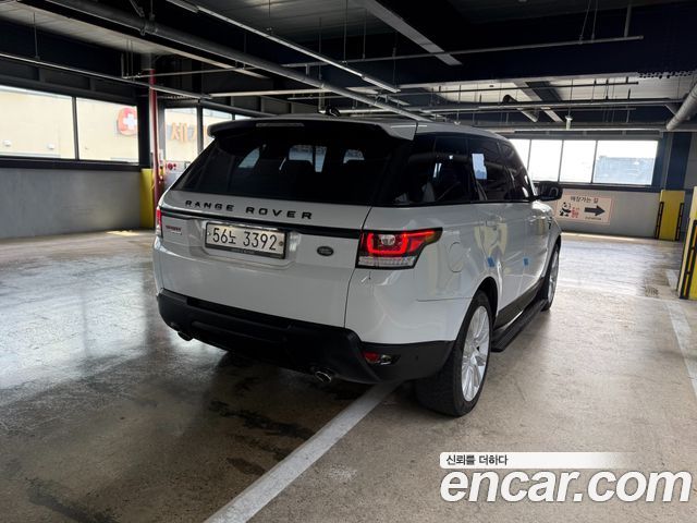 Land Rover Range Rover Sport 3.0 SDV6 HSE Dynamic