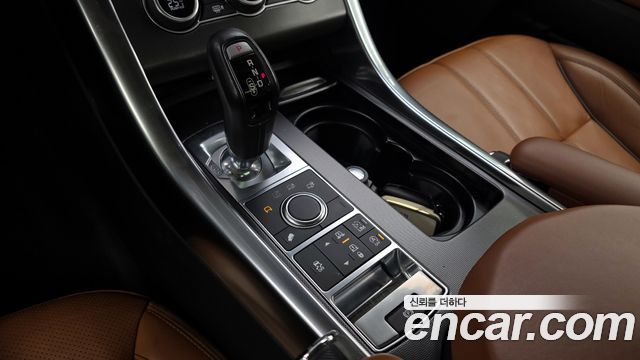 Land Rover Range Rover Sport 3.0 SDV6 HSE Dynamic