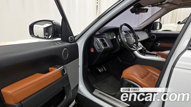 Land Rover Range Rover Sport 3.0 SDV6 HSE Dynamic