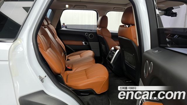 Land Rover Range Rover Sport 3.0 SDV6 HSE Dynamic