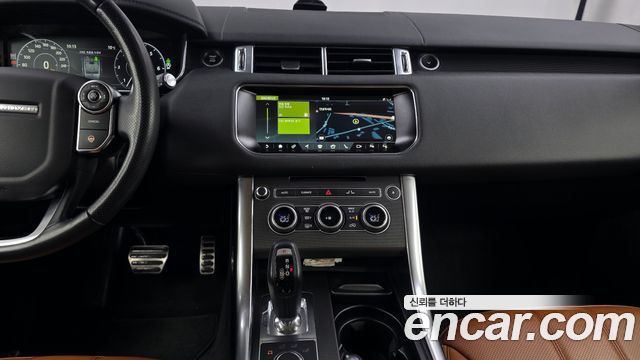 Land Rover Range Rover Sport 3.0 SDV6 HSE Dynamic