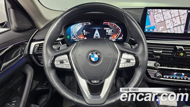 BMW 5-Series 530i Luxury