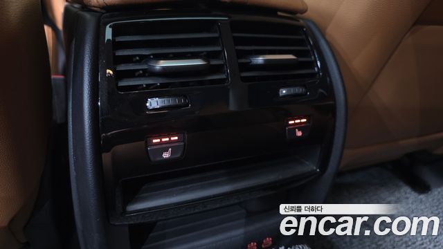 BMW 5-Series 520i Luxury