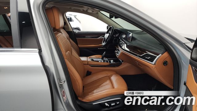 BMW 7-Series 740Li xDrive