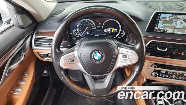 BMW 7-Series 740Li xDrive