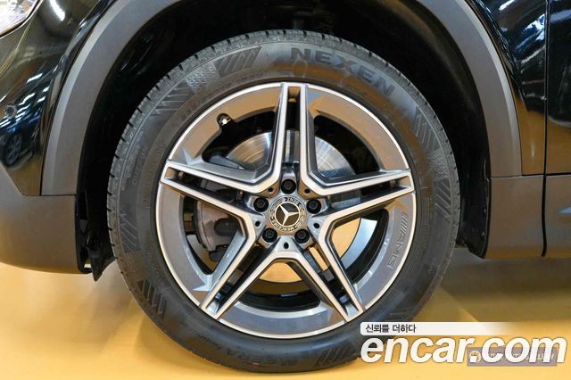 Mercedes-Benz GLB-Class GLB250 4MATIC
