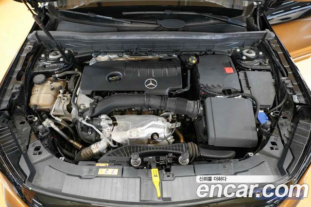 Mercedes-Benz GLB-Class GLB250 4MATIC