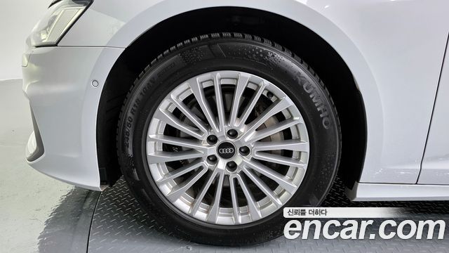 Audi A6 45 TFSI Premium