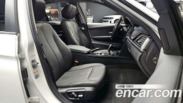 BMW 3-Series 320d