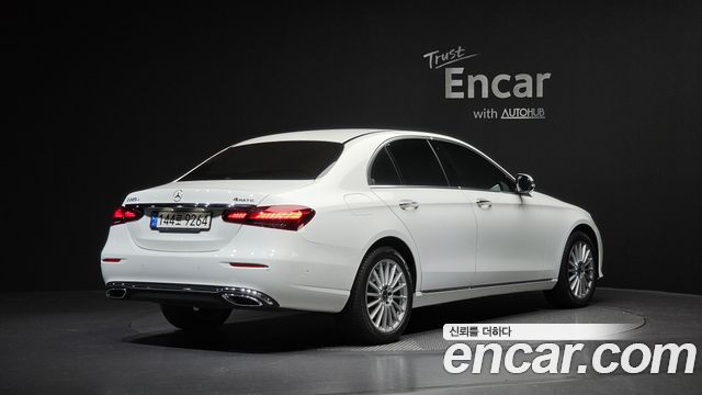 Mercedes-Benz E-Class E220d 4MATIC Exclusive
