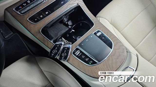 Mercedes-Benz E-Class E220d 4MATIC Exclusive