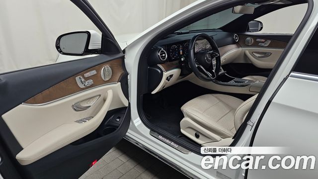 Mercedes-Benz E-Class E220d 4MATIC Exclusive