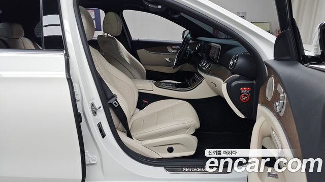 Mercedes-Benz E-Class E220d 4MATIC Exclusive