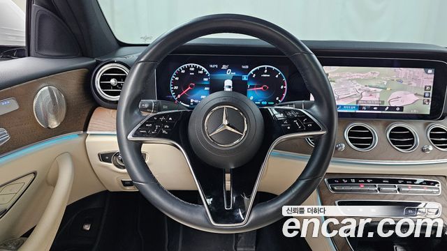 Mercedes-Benz E-Class E220d 4MATIC Exclusive