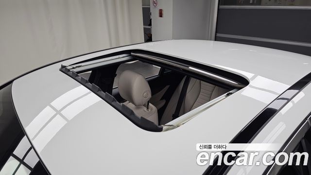 Mercedes-Benz E-Class E220d 4MATIC Exclusive