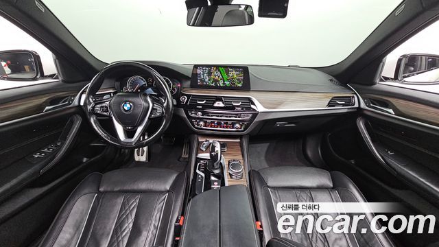 BMW 5-Series 520d M Sport Package Plus