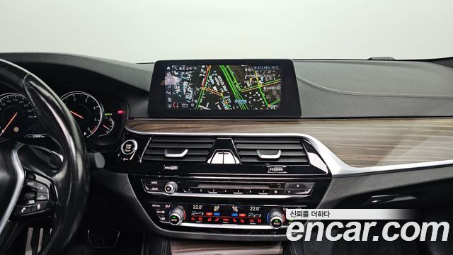 BMW 5-Series 520d M Sport Package Plus