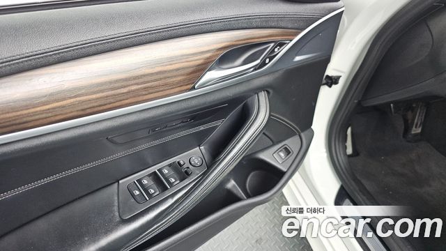 BMW 5-Series 520d M Sport Package Plus