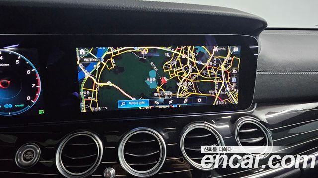 Mercedes-Benz E-Class E450 4MATIC Exclusive