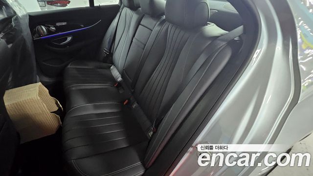 Mercedes-Benz E-Class E450 4MATIC Exclusive