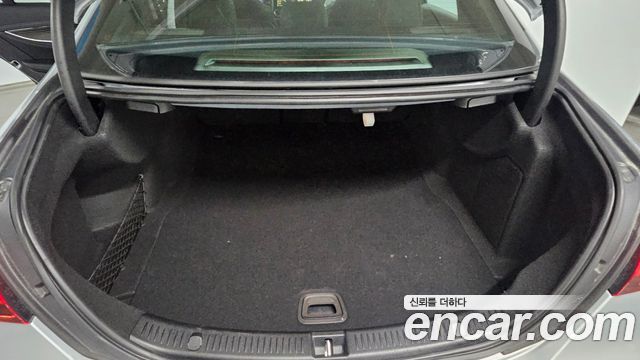 Mercedes-Benz E-Class E450 4MATIC Exclusive