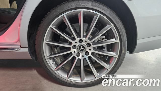 Mercedes-Benz E-Class E450 4MATIC Exclusive