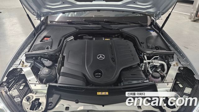 Mercedes-Benz E-Class E450 4MATIC Exclusive