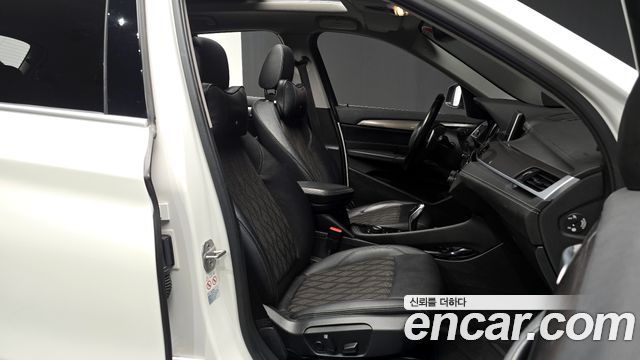 BMW X1 xDrive 20i xLine