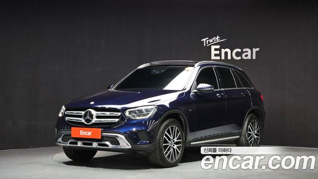 Mercedes-Benz GLC-Class GLC300e 4MATIC