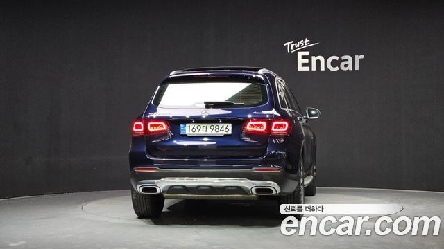 Mercedes-Benz GLC-Class GLC300e 4MATIC