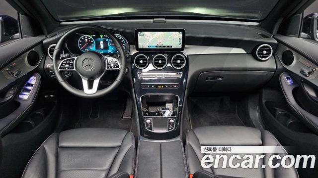 Mercedes-Benz GLC-Class GLC300e 4MATIC