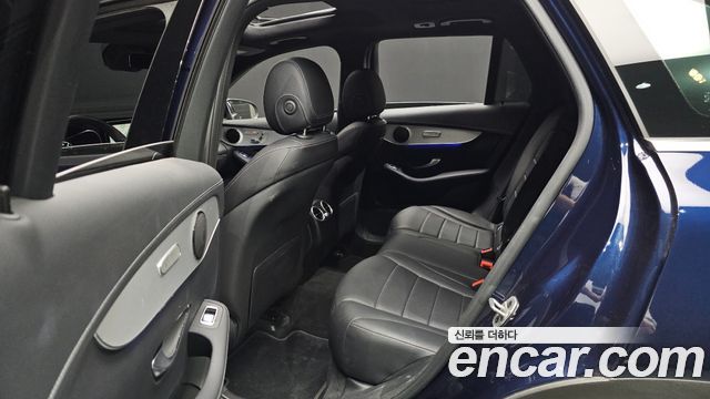 Mercedes-Benz GLC-Class GLC300e 4MATIC