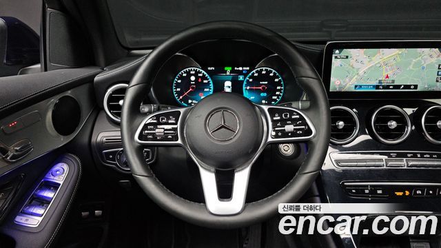 Mercedes-Benz GLC-Class GLC300e 4MATIC
