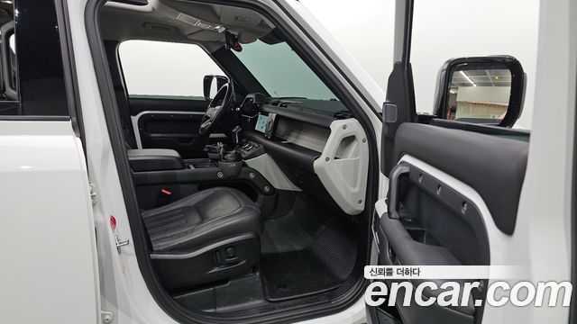 Land Rover Defender 110 D300 HSE