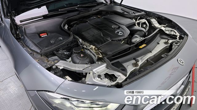 Mercedes-Benz CLS-Class CLS300d AMG Line