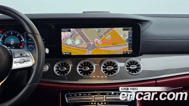 Mercedes-Benz CLS-Class CLS300d AMG Line