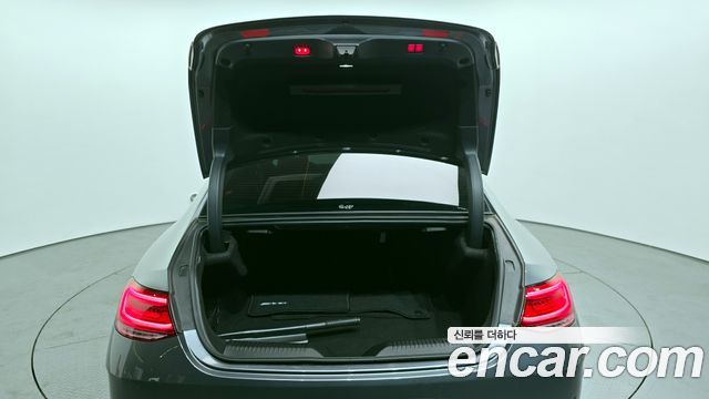 Mercedes-Benz CLS-Class CLS300d AMG Line