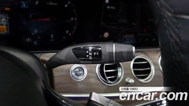 Mercedes-Benz E-Class E220d 4MATIC Exclusive