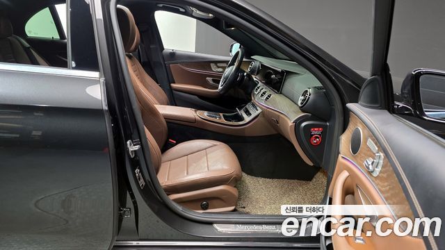 Mercedes-Benz E-Class E220d 4MATIC Exclusive