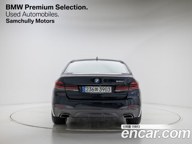 BMW 5-Series 530i M Sport Package