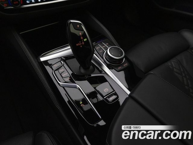 BMW 5-Series 530i M Sport Package