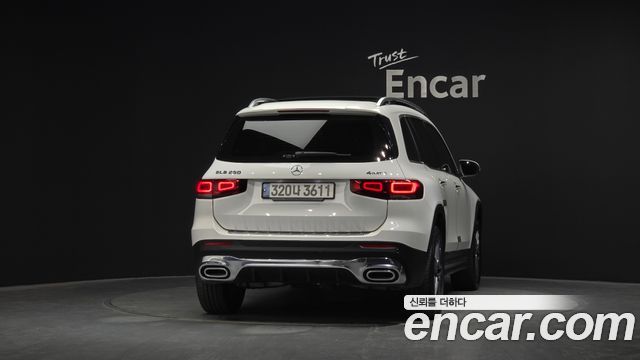 Mercedes-Benz GLB-Class GLB250 4MATIC