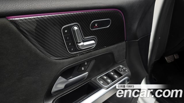 Mercedes-Benz GLB-Class GLB250 4MATIC